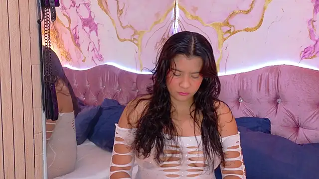 Snapshot of KARINAJTORRES chatting on 07-09-26, 01:50 KARINAJTORRES online show from 07-09-26, 01:50