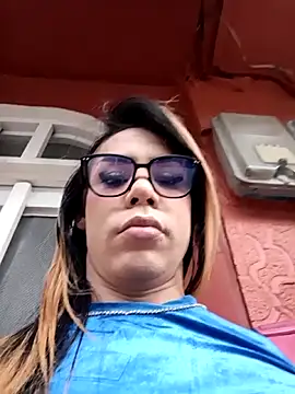 Snapshot of Daliana_Gounbolt chatting on 05-19-26, 11:28 Daliana Gounbolt online show from 05-19-26, 11:28