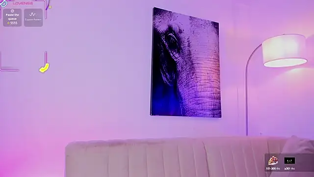 Snapshot of chelssy7 chatting on 10-17-25, 03:43 chelssy7 online show from 10-17-25, 03:43