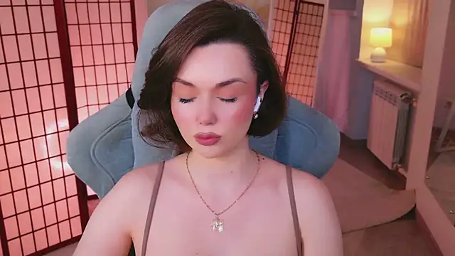 AvaFlower online show from 04-17-26, 02:53