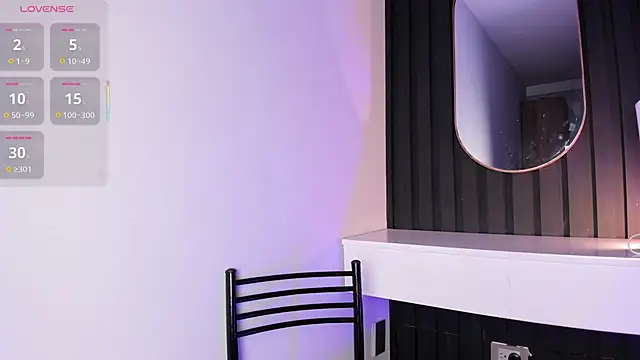 Bella Williiams online show from 11-22-25, 12:15