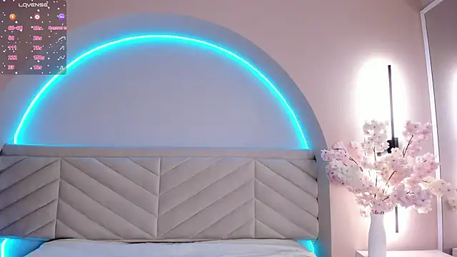 Bella Williiams online show from 04-04-26, 12:12