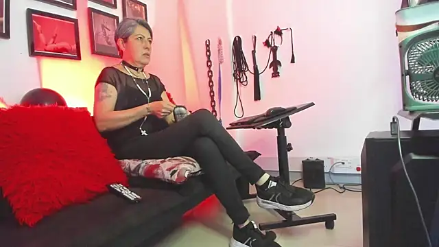 MistressNyx cg online show from 12-05-25, 05:22