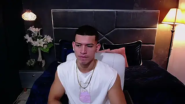 ethan rodgers online show from 10-18-25, 07:38