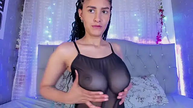 Miss-Tutti online show from 11-26-25, 07:14