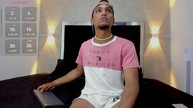 Snapshot of mateonick40 chatting on 11-02-25, 06:13 mateonick40 online show from 11-02-25, 06:13