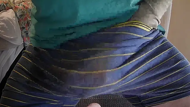 Snapshot of BigDumbCock chatting on 10-25-25, 06:30 BigDumbCock online show from 10-25-25, 06:30