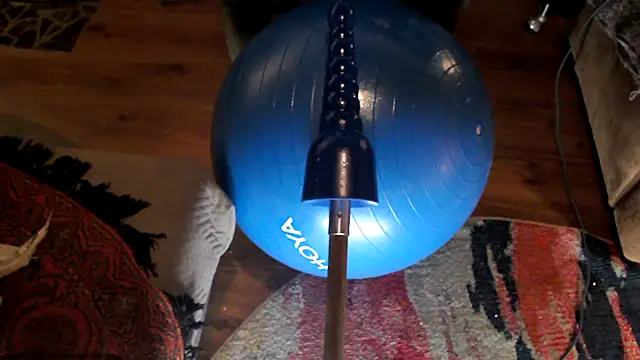 Snapshot of drieghe chatting on 11-01-25, 12:39 drieghe online show from 11-01-25, 12:39