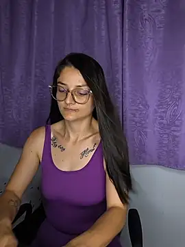 Coralinne   online show from 07-01-26, 01:17