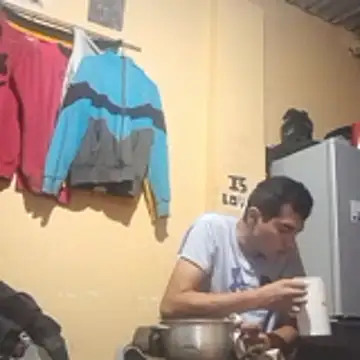 Ortiz3404 online show from 12-18-25, 05:01