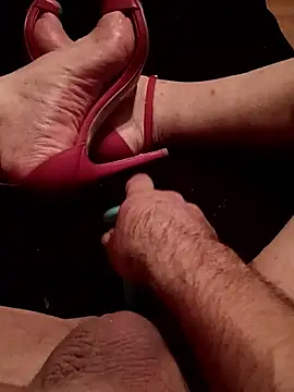 Crossedsissy online show from 12-21-25, 06:48