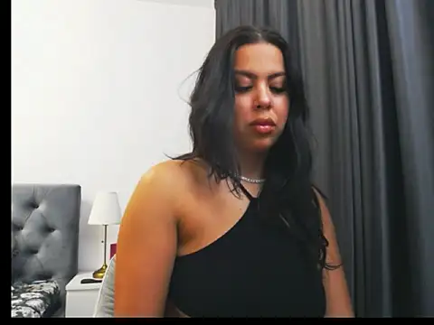 Casiana  online show from 10-13-25, 05:47