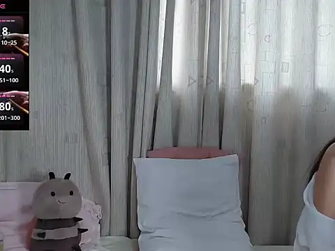 Lele-Baby online show from 10-15-25, 01:26