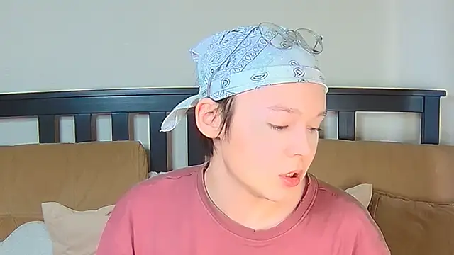 Derek Carter online show from 10-17-25, 01:02