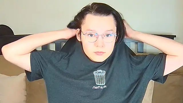 Derek Carter online show from 10-30-25, 01:09