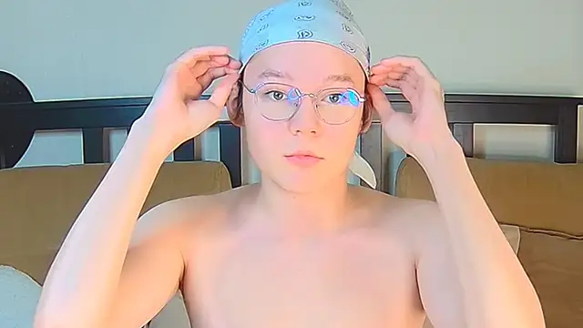 Derek Carter online show from 10-16-25, 01:41