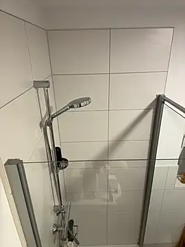 Bikergirl 97 online show from 11-26-25, 01:11