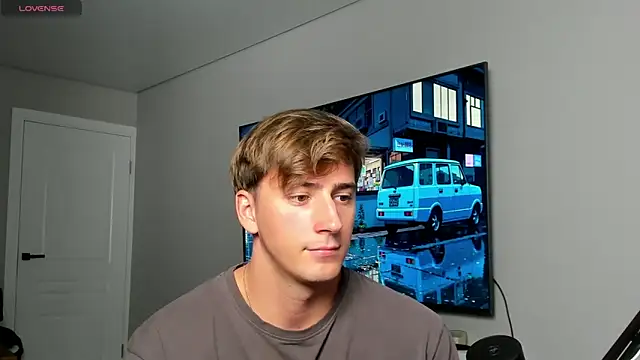 DaniHort online show from 10-10-25, 01:23