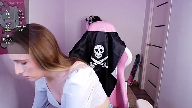 Vi Luxy online show from 10-26-25, 01:50