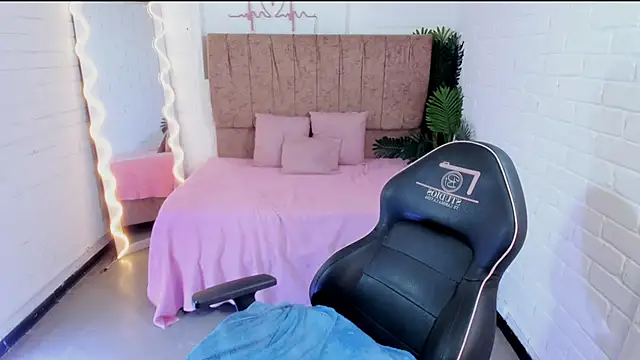 juanita tay online show from 01-05-26, 05:27