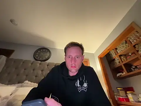 Akin45 online show from 04-24-26, 03:08