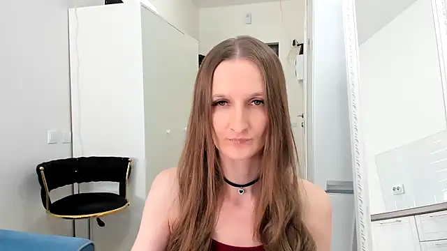 Snapshot of Kitty_Player chatting on 09-26-25, 07:37 Kitty Player online show from 09-26-25, 07:37