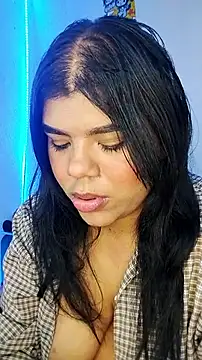 Snapshot of samantha-pettie chatting on 06-30-26, 05:57 samantha-pettie online show from 06-30-26, 05:57