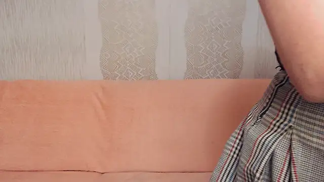 DianaVi online show from 10-15-25, 06:49