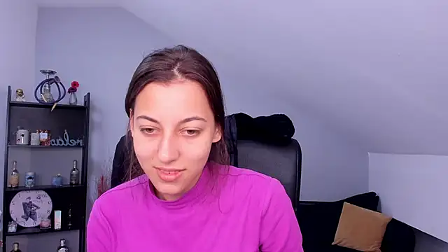 Snapshot of BonniePearson chatting on 09-18-25, 05:54 BonniePearson online show from 09-18-25, 05:54