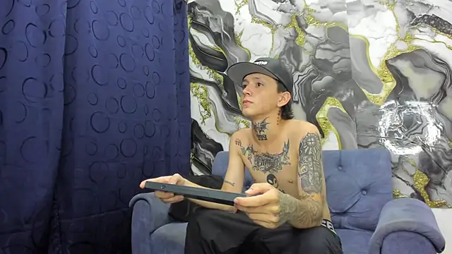 StraightBoy Nick online show from 05-29-26, 04:40