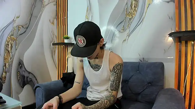 StraightBoy Nick online show from 10-29-25, 12:31