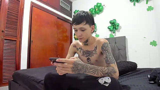 StraightBoy Nick online show from 05-03-26, 04:17
