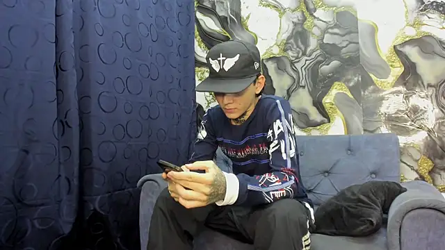 StraightBoy Nick online show from 06-01-26, 04:02