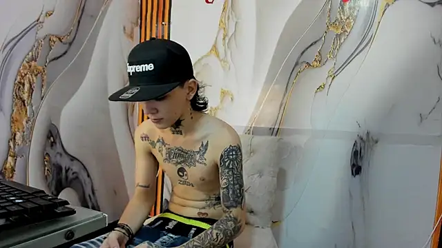 StraightBoy Nick online show from 02-25-26, 07:58