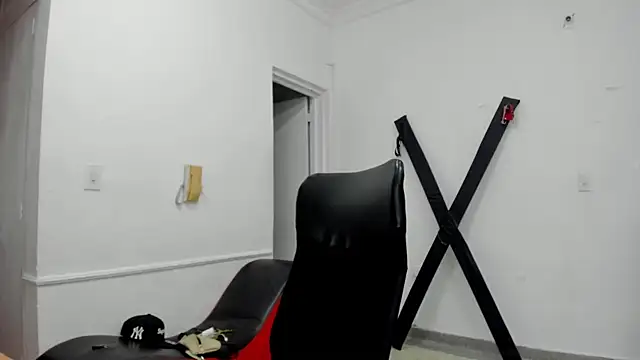 StraightBoy Nick online show from 04-16-26, 11:29