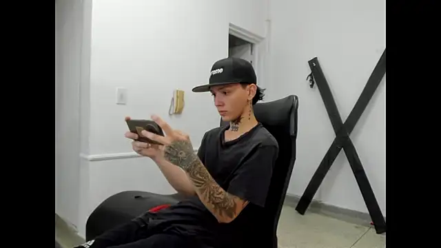 StraightBoy Nick online show from 05-07-26, 09:07