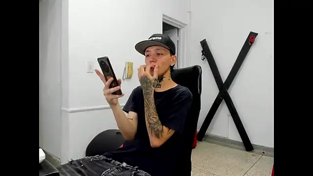 StraightBoy Nick online show from 05-06-26, 08:02
