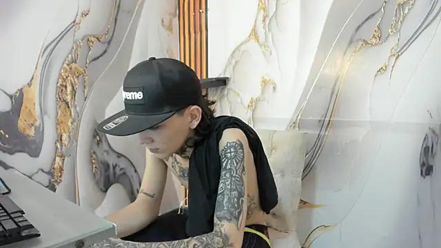 StraightBoy Nick online show from 02-23-26, 04:25