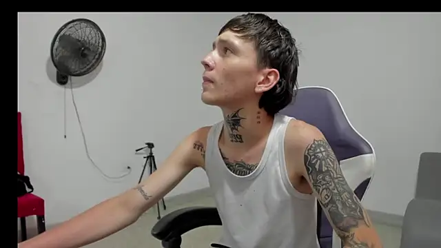 StraightBoy Nick online show from 05-16-26, 05:28
