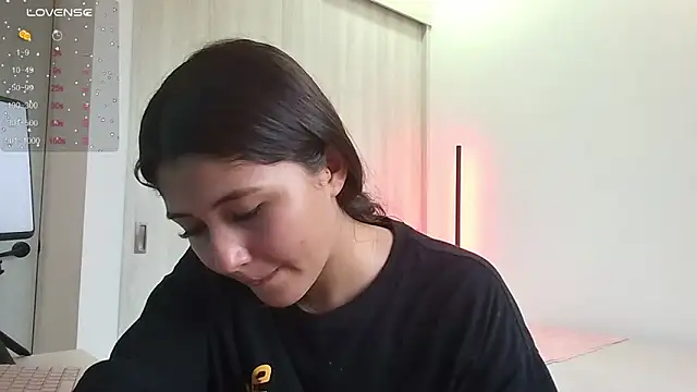 amy innocent 1 online show from 06-14-26, 10:33