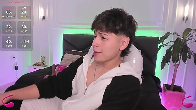 Jordan 24  online show from 10-31-25, 08:49