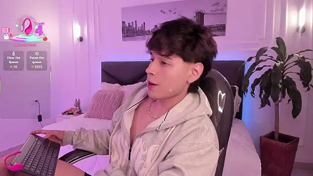 Jordan 24  online show from 11-24-25, 09:59