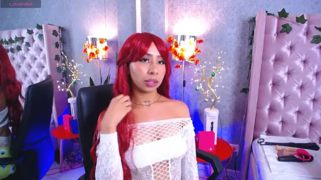 laila stilwiills online show from 12-18-25, 08:45