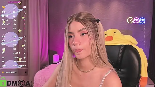 Arinextdoor online show from 09-24-25, 10:16