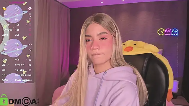 Arinextdoor online show from 09-25-25, 10:27