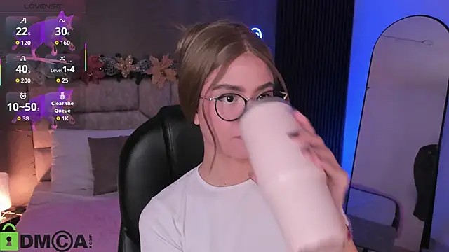 Arinextdoor online show from 12-05-25, 12:32