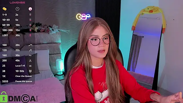 Arinextdoor online show from 12-22-25, 05:51