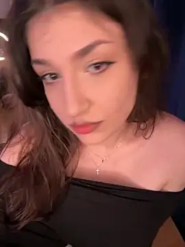 ScarletBloom  online show from 12-05-25, 05:55