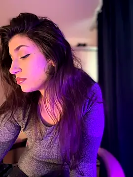 Snapshot of ScarletBloom_ chatting on 10-03-25, 11:23 ScarletBloom  online show from 10-03-25, 11:23