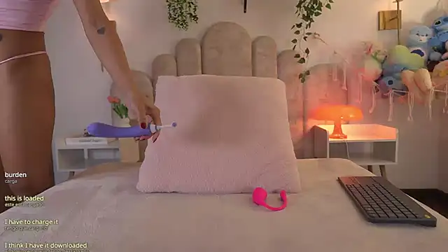 violeth     online show from 04-14-26, 02:11